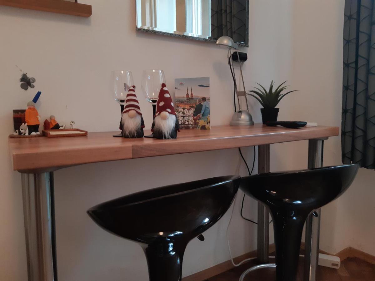 Apartment Marko Zagreb Buitenkant foto